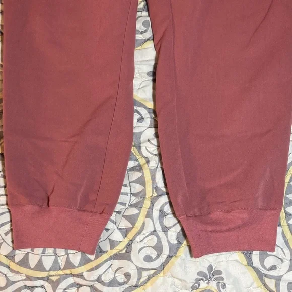 FIGS Zamora Jogger Scrub Pants Womens Size S Pink Nurse Slim Fit Pockets Cargo - Picture 3 of 15